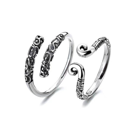 Romantic Gold Ring for Special Moments