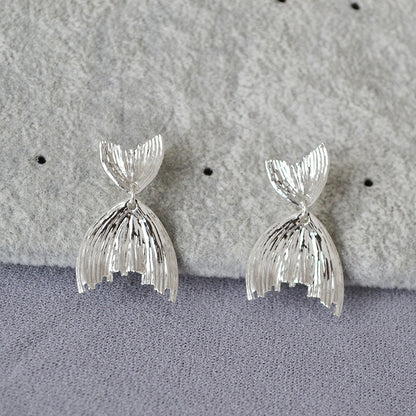 Vintage Handmade Gold Earring
