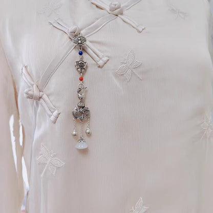 Elegant Silver Pendant for Every Occasion