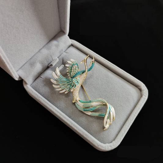 Charming Piece for Any Occasion