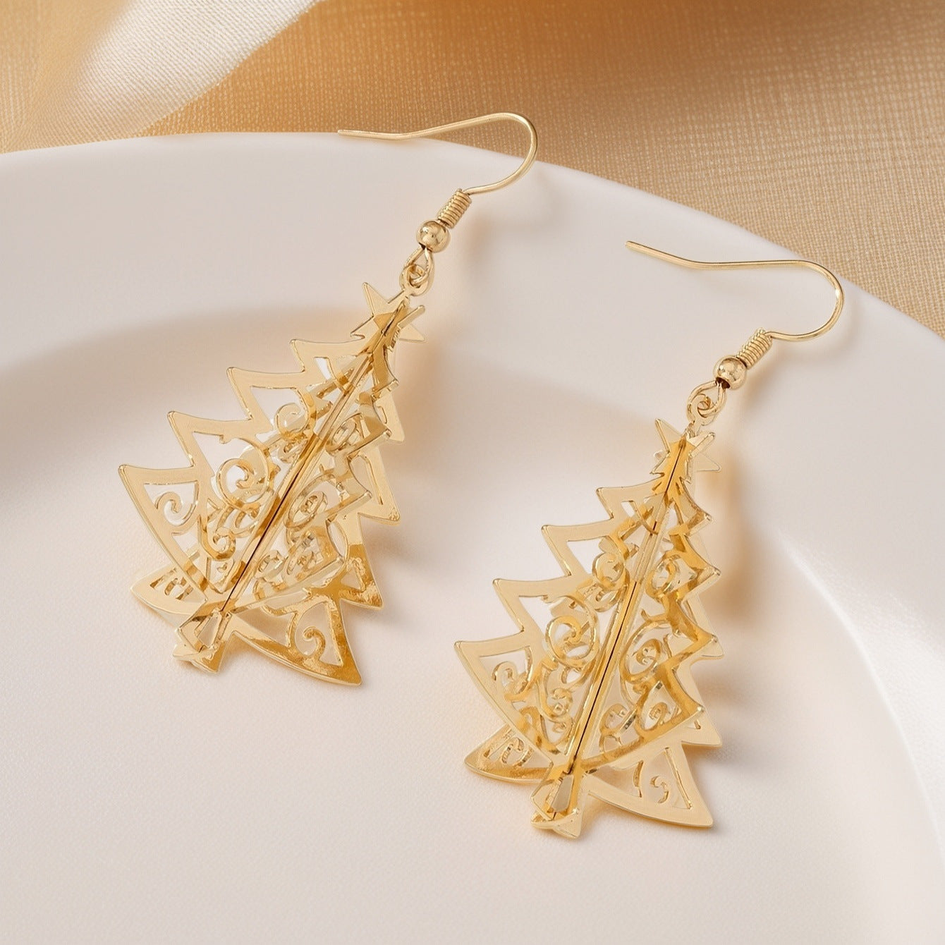 Classic Earring with Timeless Appeal