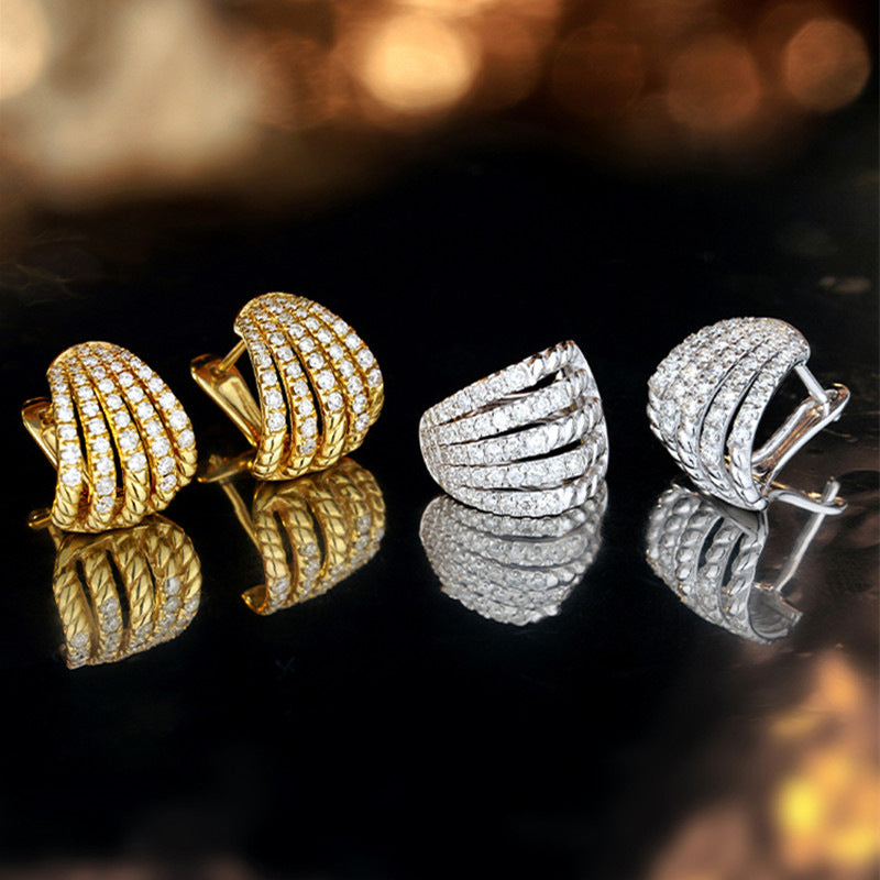 Beautiful Set with Unique Style