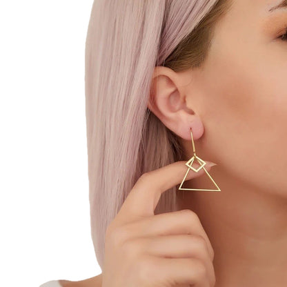 Stunning Earring for Daily Wear