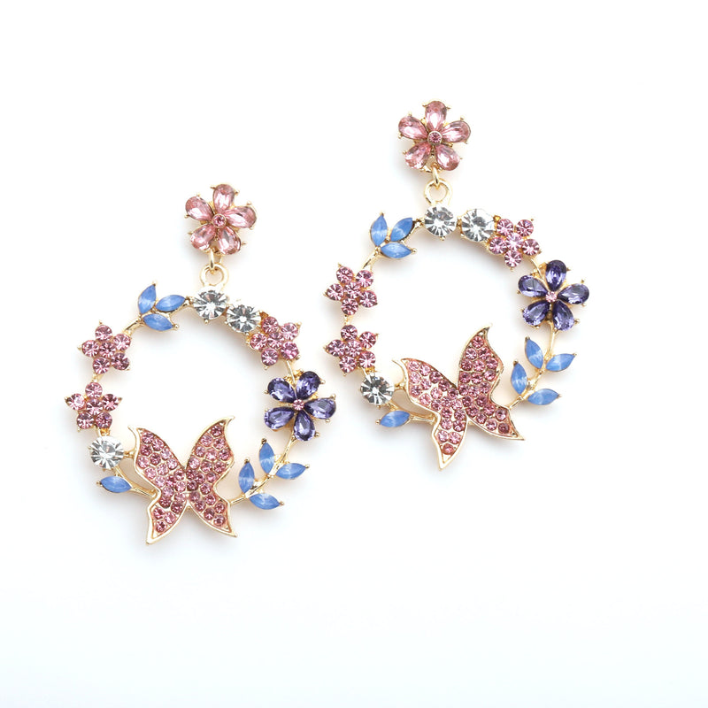 Classic Earring with Timeless Appeal