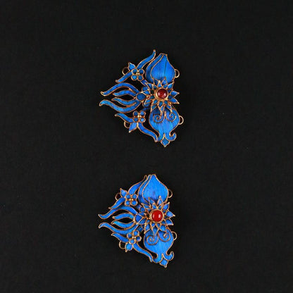 Charming Piece for Any Occasion