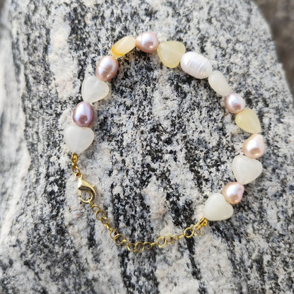 Classic Pearl Bracelet with Timeless Appeal