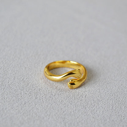 Charming Gold Ring for Any Occasion