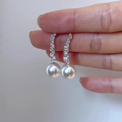 Beautiful Pearl Earring with Unique Style