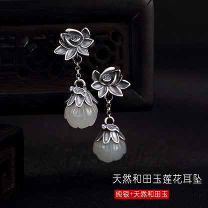 Charming Silver Earring for Any Occasion