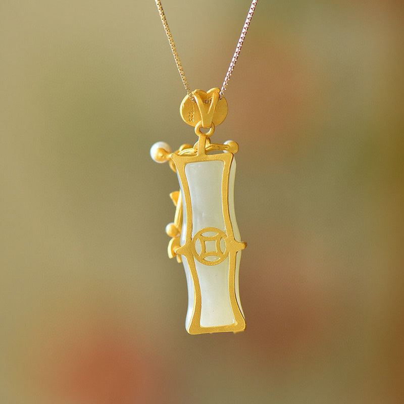 Stunning Silver Necklace for Daily Wear
