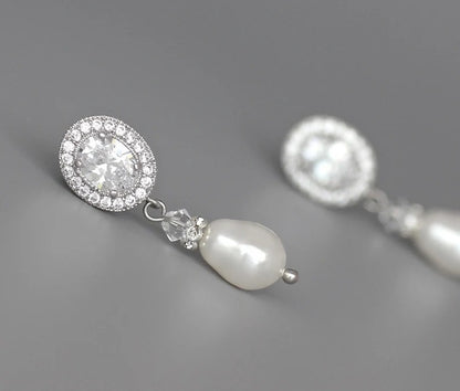 Romantic Earring for Special Moments