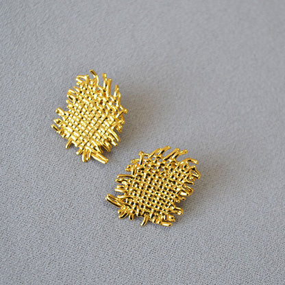 Vintage Handmade Gold Earring