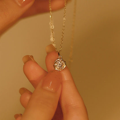 Romantic Gold Necklace for Special Moments