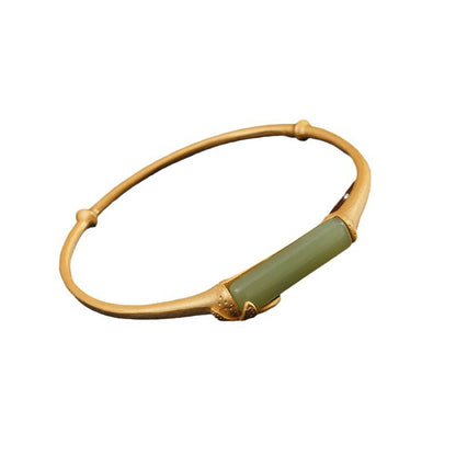 Romantic Gold Bracelet for Special Moments