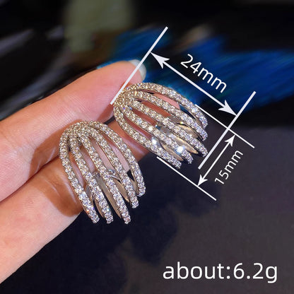 Romantic Earring for Special Moments
