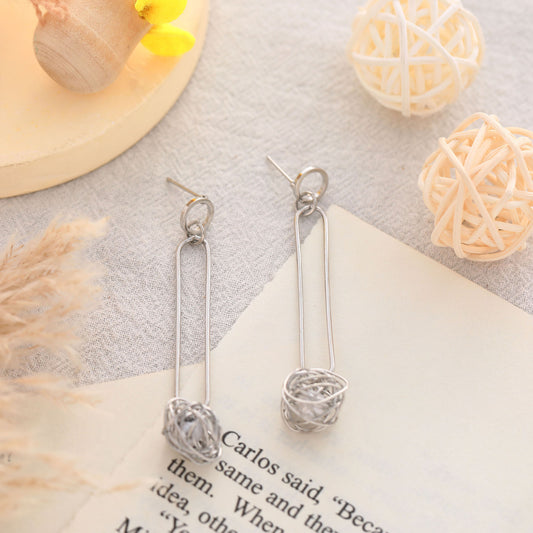 Classic Pearl Earring with Timeless Appeal