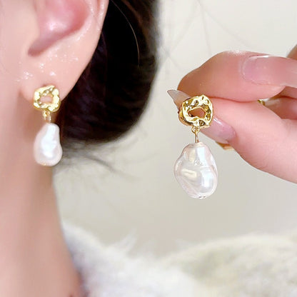 Charming Pearl Earring for Any Occasion
