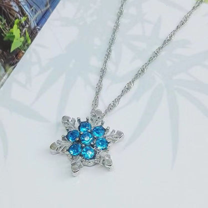Classic Silver Necklace with Timeless Appeal
