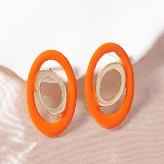 Charming Earring for Any Occasion