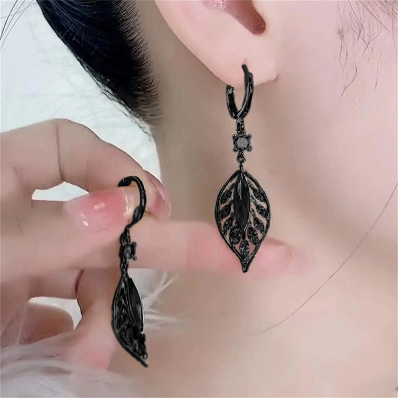 Romantic Earring for Special Moments
