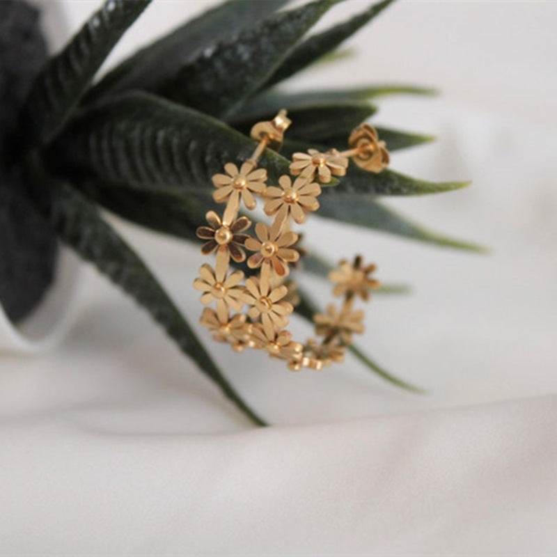Stunning Earring for Daily Wear