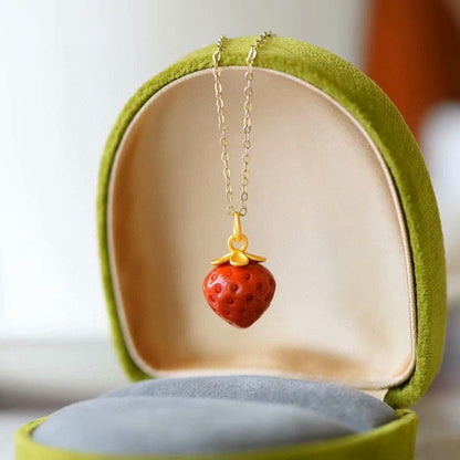 Romantic Gold Pendant for Special Moments