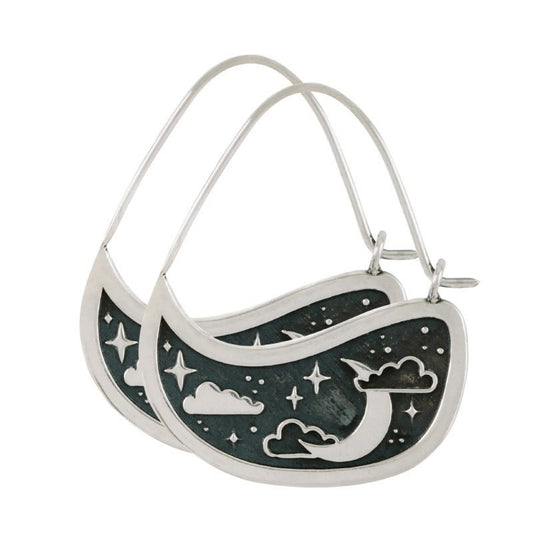Charming Earring for Any Occasion