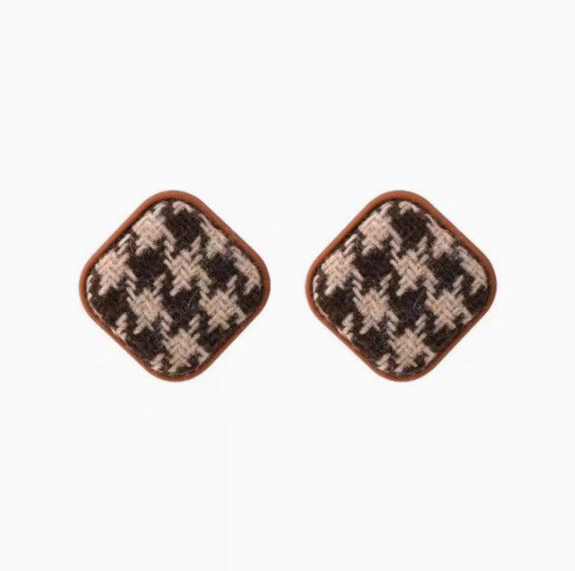 Elegant Earring for Every Occasion