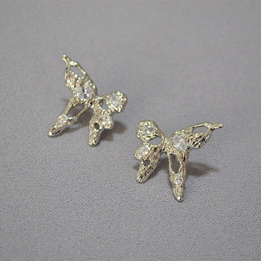 Beautiful Silver Earring with Unique Style