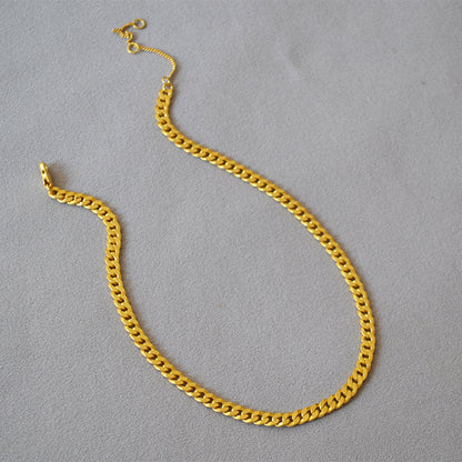Beautiful Gold Necklace with Unique Style
