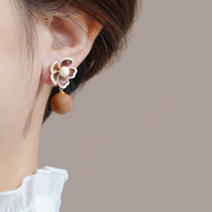 Romantic Earring for Special Moments