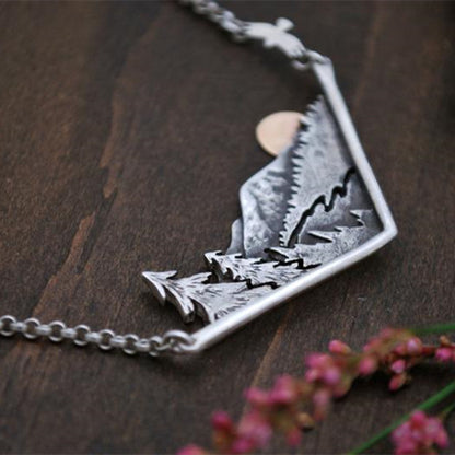 Classic Silver Set with Timeless Appeal