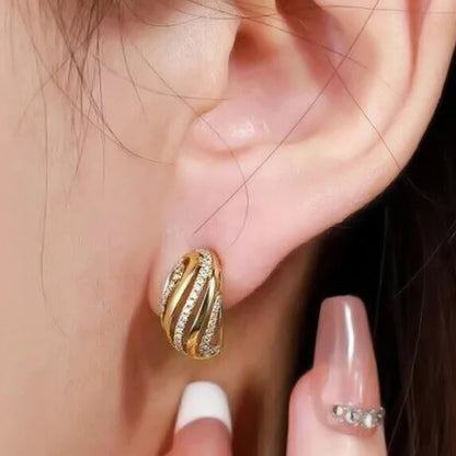 Stunning Earring for Daily Wear