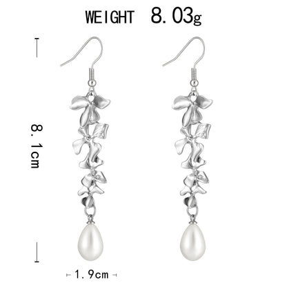 Classic Pearl Earring with Timeless Appeal