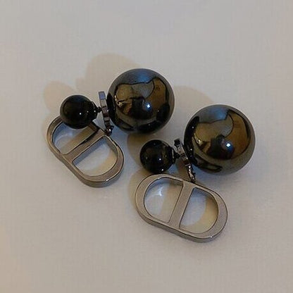 Elegant Pearl Earring for Every Occasion