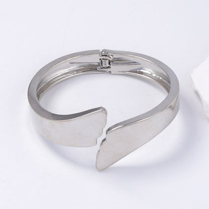 Stunning Bracelet for Daily Wear