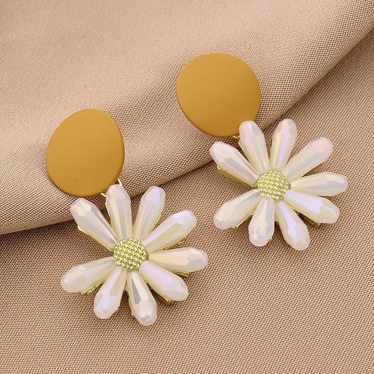Beautiful Silver Earring with Unique Style