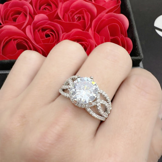 Charming Ring for Any Occasion
