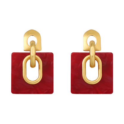 Classic Earring with Timeless Appeal