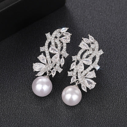 Beautiful Pearl Earring with Unique Style