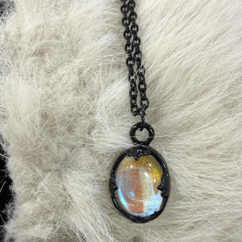 Romantic Pendant for Special Moments