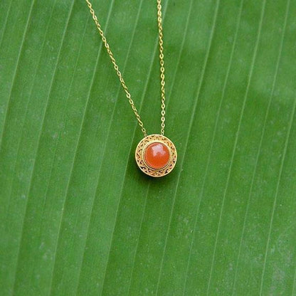 Beautiful Gold Necklace with Unique Style