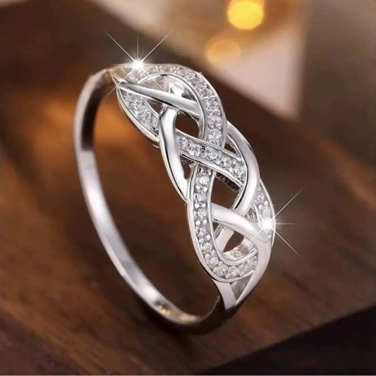 Elegant Ring for Every Occasion