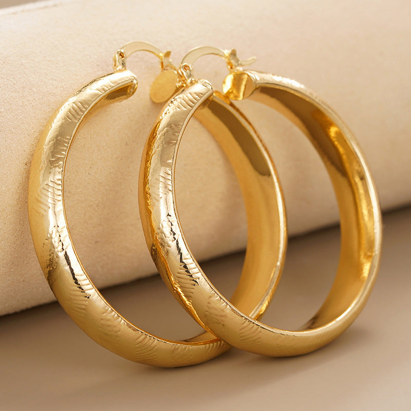 Charming Piece for Any Occasion