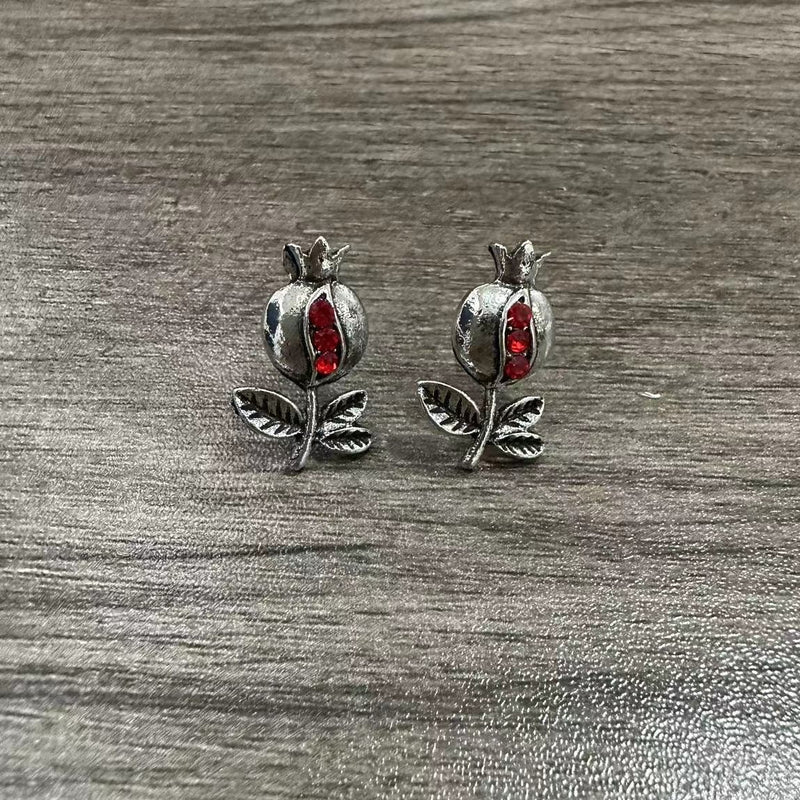 Vintage Handmade Earring