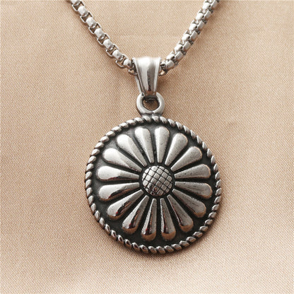 Classic Pendant with Timeless Appeal