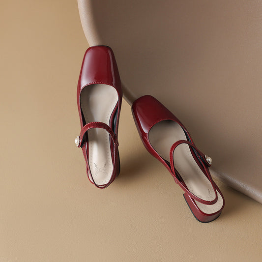Graceful Orthopedic Sandals for Modern Look