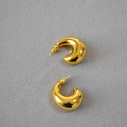 Stunning Gold Earring for Daily Wear