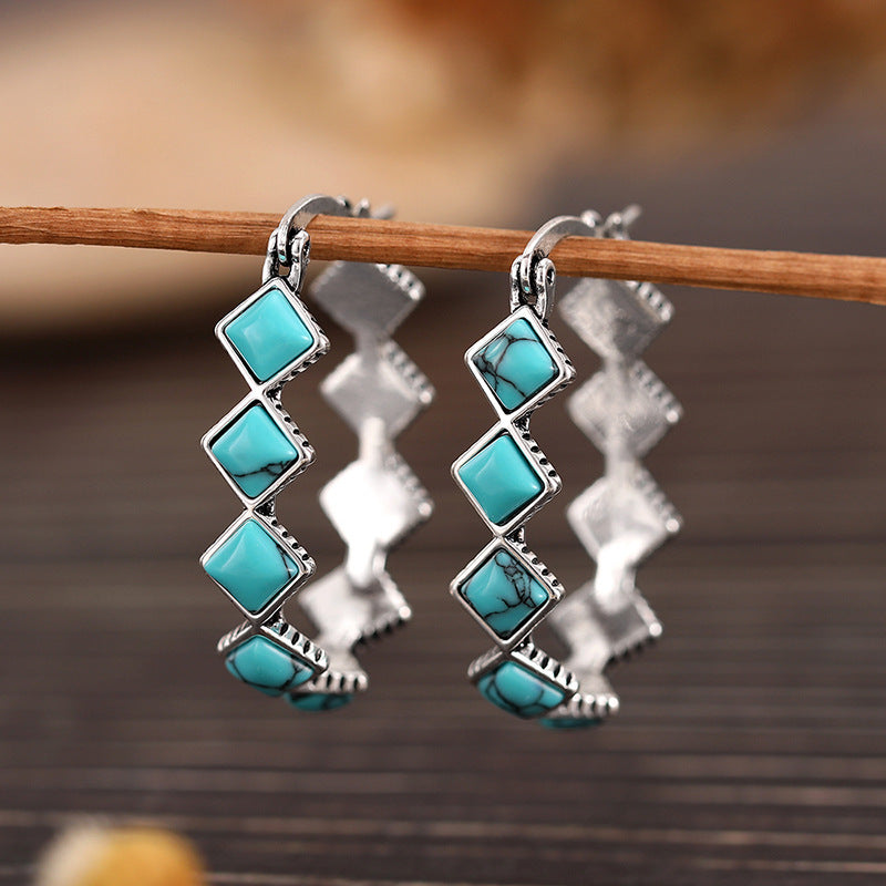 Stunning Earring for Daily Wear