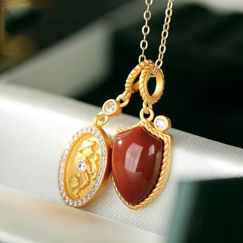 Beautiful Gold Necklace with Unique Style